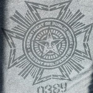 m / obey giant / dark Heather t